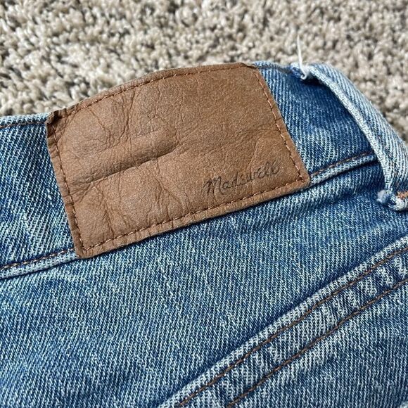 Madewell The Petite '90s Straight Jean in Rondell Wash - Size: 23P - Picture 10 of 11